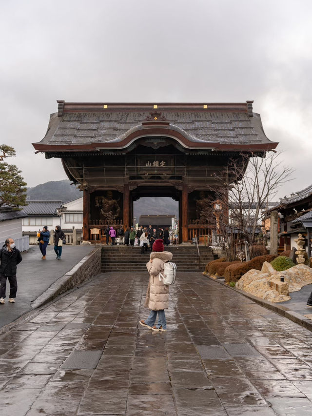 【長野県/長野市】一度は行きたいパワスポ寺院