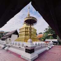 วัดพระธาตุจอมทอง พะเยา