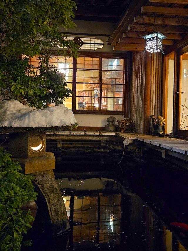 【長野／山ノ内】あの映画の雰囲気と話題の宿『金具屋』⁡