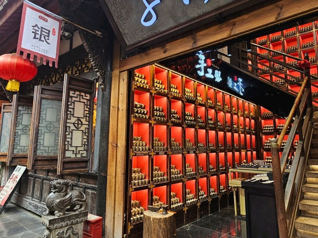 成都漫遊錦里，穿越千年尋味巴蜀
