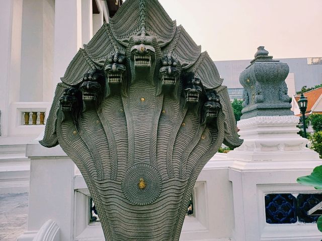泰國曼谷素坤逸區皇家古跡寺廟景點一日遊行程，白色大理石暹羅文化寺廟建築，適合拍照📸打卡