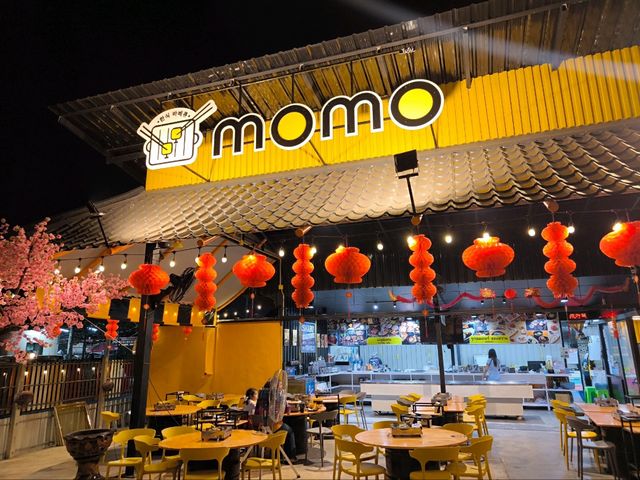 MoMo Grill & Shabu บุฟเฟ่ต์ ปิ้งย่าง ชาบู เพชรบูร