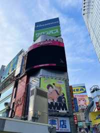 【🚶‍♂️渋谷スクランブル交差点で東京のエネルギーを感じよう🌆】