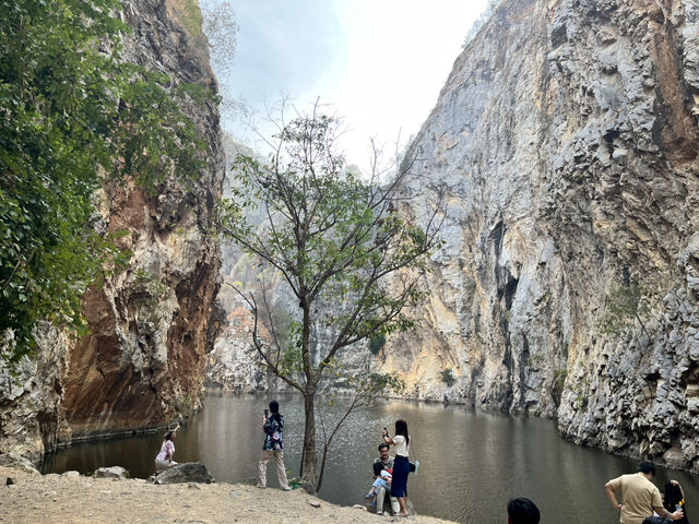 ราชบุรี มีดีมากกว่าแค่ทางผ่าน ที่ภูผาแรด