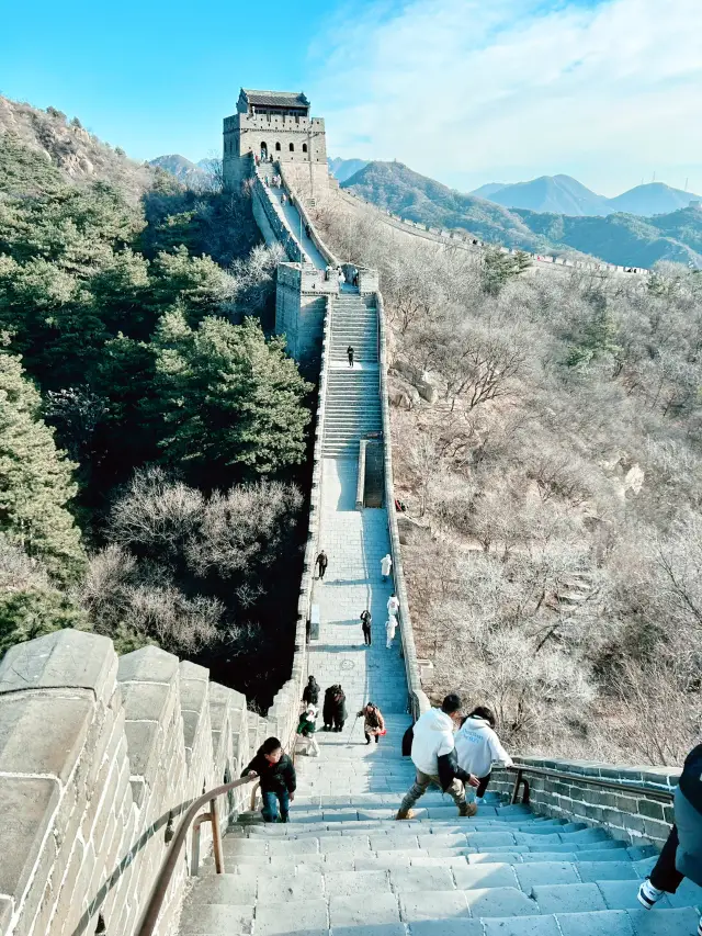 🏯🌄 Why Badaling Great Wall is a Solo Adventurer’s Must-Hike (Plus Hidden Gems!) 🌄🚶