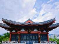 Hemei Tantang: A Dreamy Ride Through Lotus Fields