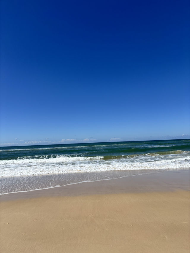 Beach Days in Gold Coast 🏄‍♀️🌊⛱️