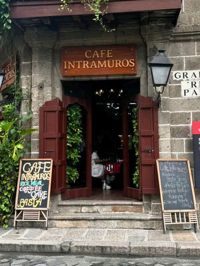 Cozy Vibes at La Cathedral Cafe Intramuros ☕🌅