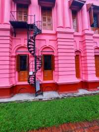 Stepping into Royal Legacy: A Visit to Ahsan Manzil Museum, Dhaka