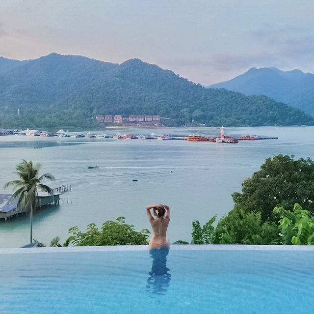 🏝️  Bhuvarin Resort Koh Chang 🐘