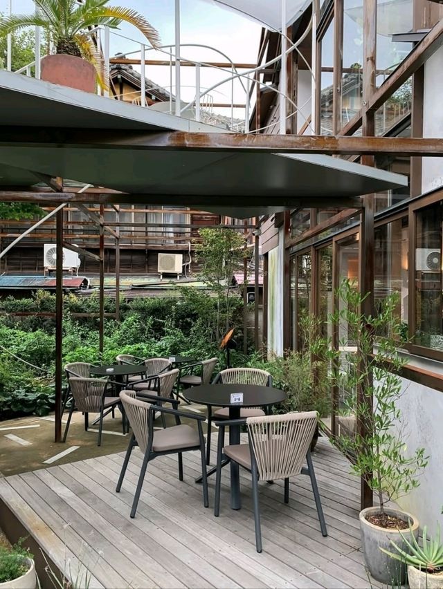 Hanaju Yanaka Cafe