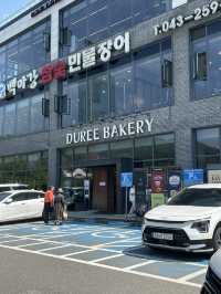 햇살 좋은 날, 빵 냄새 따라 걷다 만난 듀레베이커리🍞🥖