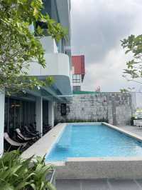 Mowa Hotel & Kraft Cafe 〰️ คาเฟ่ริมน้ำเจ้าพระยา