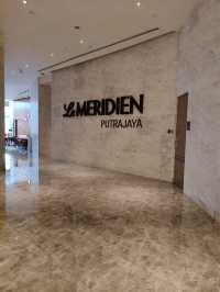 Style Meets Comfort: Discover Modern Luxury at Le Méridien Putrajaya”