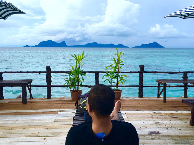 Discovering Marvel Islands with its Sea Gypsies 