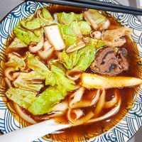 胖盒子鍋燒ร้านหม้อไฟในสถานีร