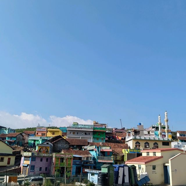 🛕 3000-Year-Old Poombarai Murugan Temple – A Timeless Watcher Over Kodaikanal's Hills