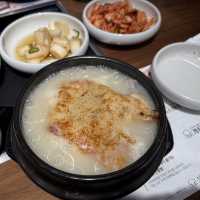 평일에도 웨이팅해야하는 누룽지삼계탕 맛집 누룩골