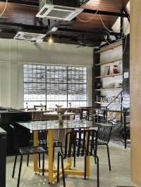 Woo! A Stylish Cafe Retreat in Kota Kinabalu