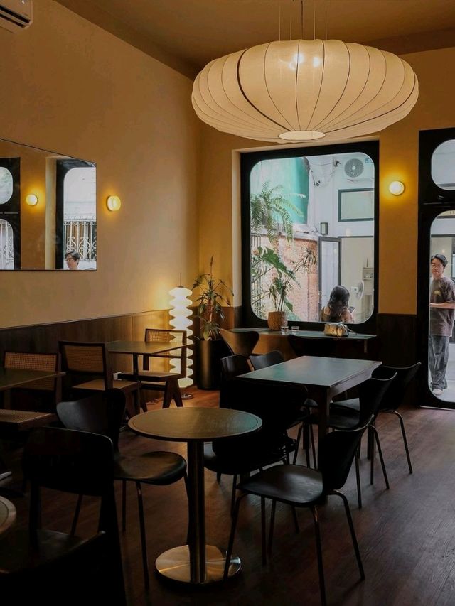 Make Room Cafe Vietnam
