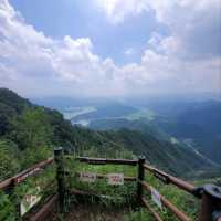 Eodapsan Vibes, Quiet Trails & Cloudy Peaks