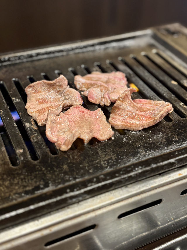 【大阪・西大橋】雌牛赤身が自慢の隠れ家焼肉「焼肉はるき」
