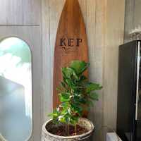 🌴☀️ KEP Phuket – คาเฟ่ริมทะเล ที่หลบซ่อนความชิลล์
