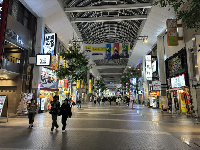Shimotori Stroll: Kumamoto’s Busiest & Best Shopping Street 🛍️🇯🇵