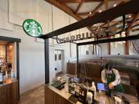 ☕️ Starbucks Coffee – Kokyo Gaien Wadakura Fountain Park: Serene Sips by a Historic View