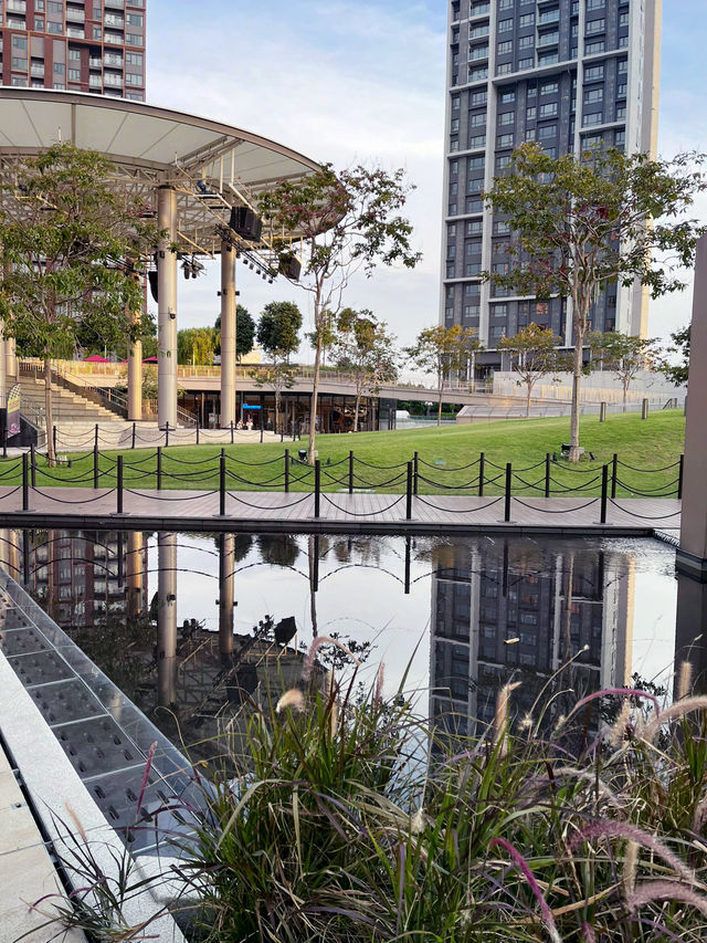 Hidden Gem Above the City: Rooftop Garden at LaLaport