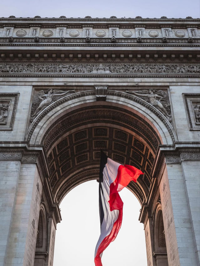 🇫🇷歴史と絶景が交差する場所！凱旋門でパリを一望