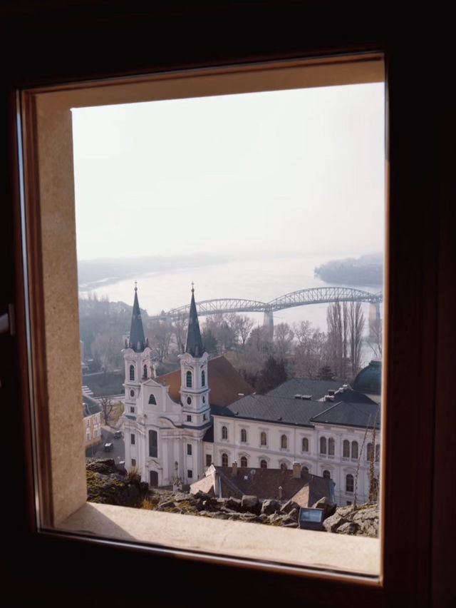 🇭🇺多瑙河寶藏小鎮｜埃斯泰爾戈姆旅行攻略