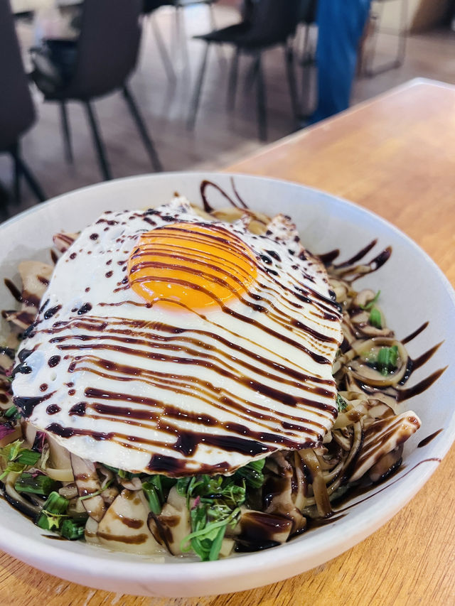 ［台北食記］Second Floor 貳樓微風台北車站店-來吃吃看貳樓最近為什麼那麼夯🍝