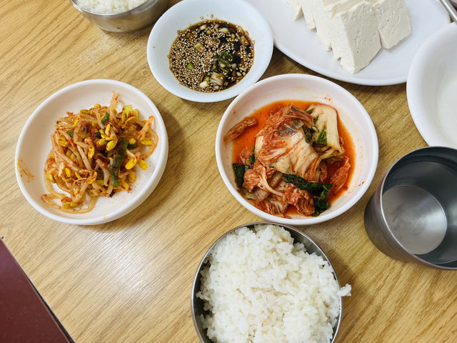 서울 레트로 김치찌개맛집