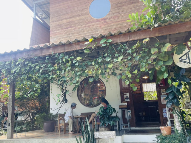 โรงคั่วหลังบ้าน