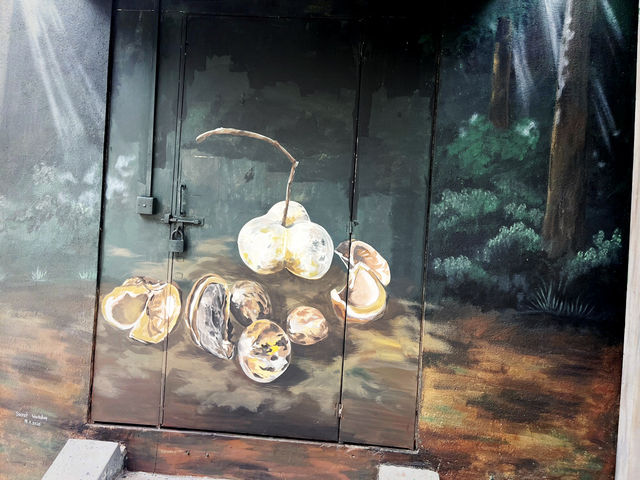 Summer Colors in Kampung Koh: A Cultural Lane of Murals