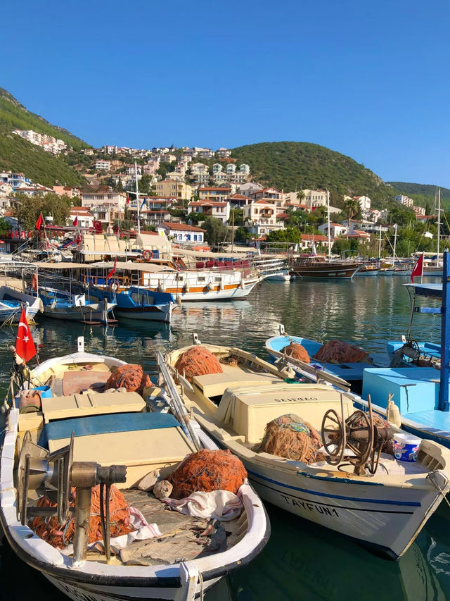 🌅 Kaş: A Slow Summer Dream on Turkey’s Turquoise Coast 