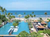Dusit Thani Hua Hin โรงแรมหรู ริมทะเล ใครๆก็พักได้