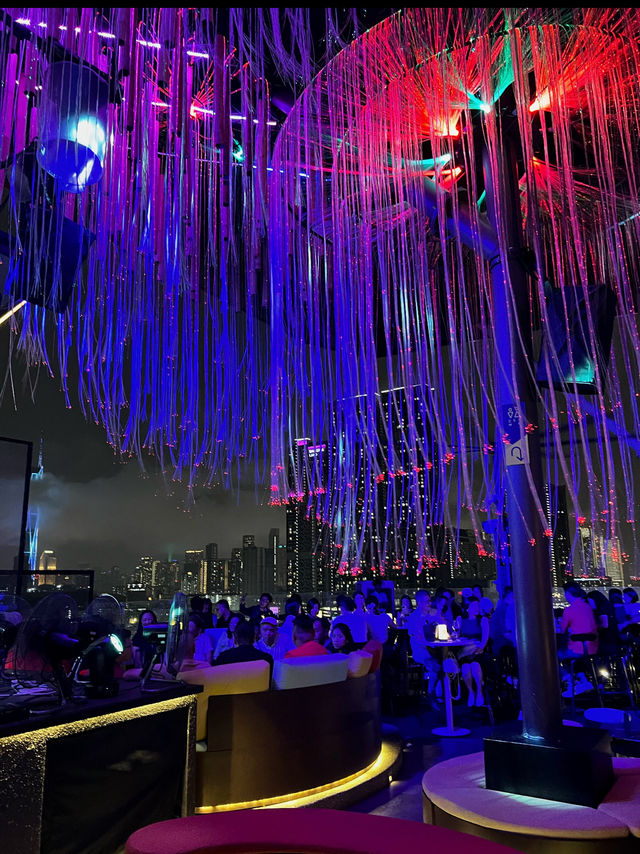 Not Thailand… But KL’s Stunning Rooftop Jellyfish Bar with 180° City Views! 🌃🍻✨