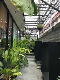 YOLO Bangkok, Boutique Comfort with a Side of Soul
