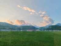 Tangbula Suporise Hotel: Where Modern Comfort Meets Mountain Majesty