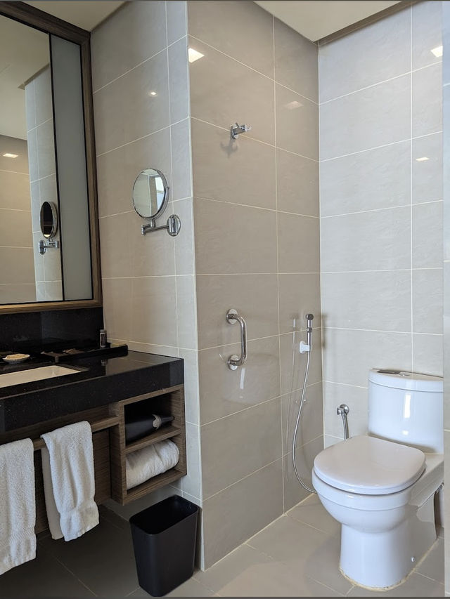 Renaissance Johor Bahru Hotel, Polished Luxury with Local Warmth