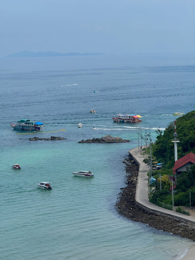 หาดตาแหวน เกาะล้าน 🌊✨