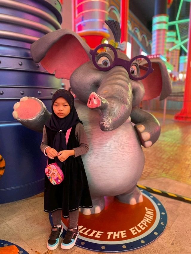 สวนสนุกในร่ม(Skytropolis) Resorts World Genting 