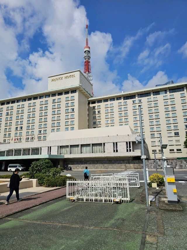 東京タワーを見守る、緑と静けさの都会クラシック🗼🌿