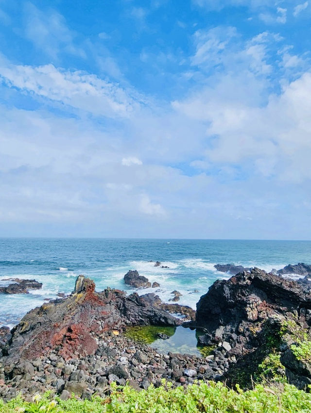 A Dramatic Coastal Headland with Iconic Views
