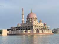 📍KL to Putrajaya Pink Mosque — Best Travel Hack 🕌