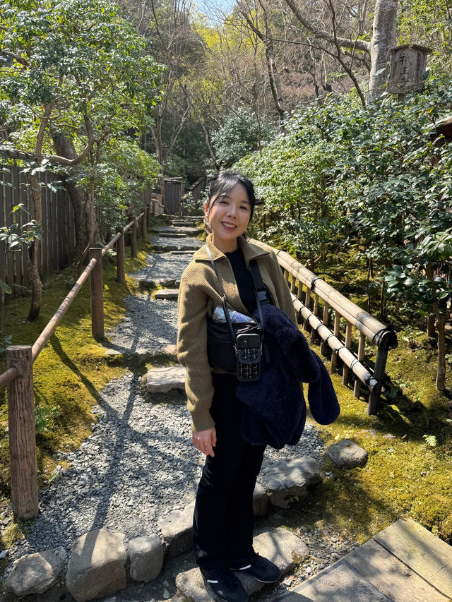 🇯🇵 Giōji Temple