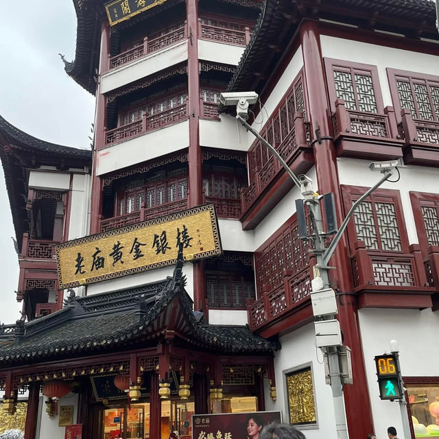 📍Yuyuan Garden (豫园), A Garden of Serenity in the Heart of Shanghai