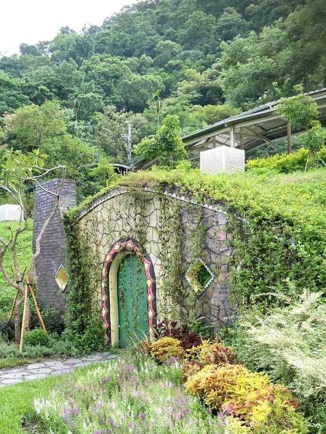 七月凉山没有夜晚的車馬嘶鳴和喧嚷#涼山休憩區-屏東縣瑪家鄉